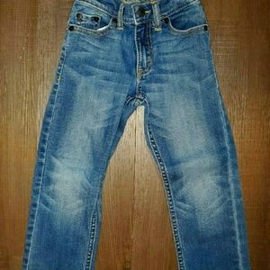 Medium wash boys size 4T Levi's jeans